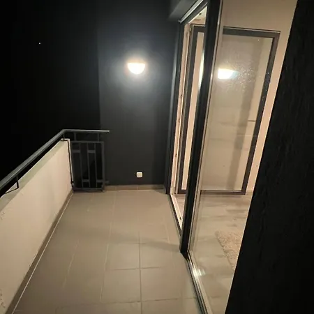 Reviv - Traumhaftes 3 Zimmer Lägenhet